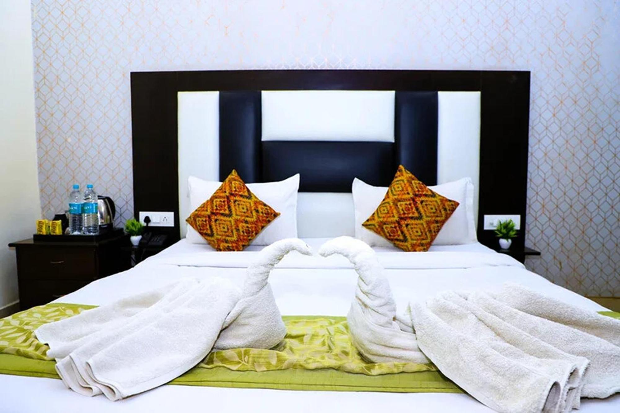 Hotel Global Inn By Quality Inn New Delhi Exterior foto